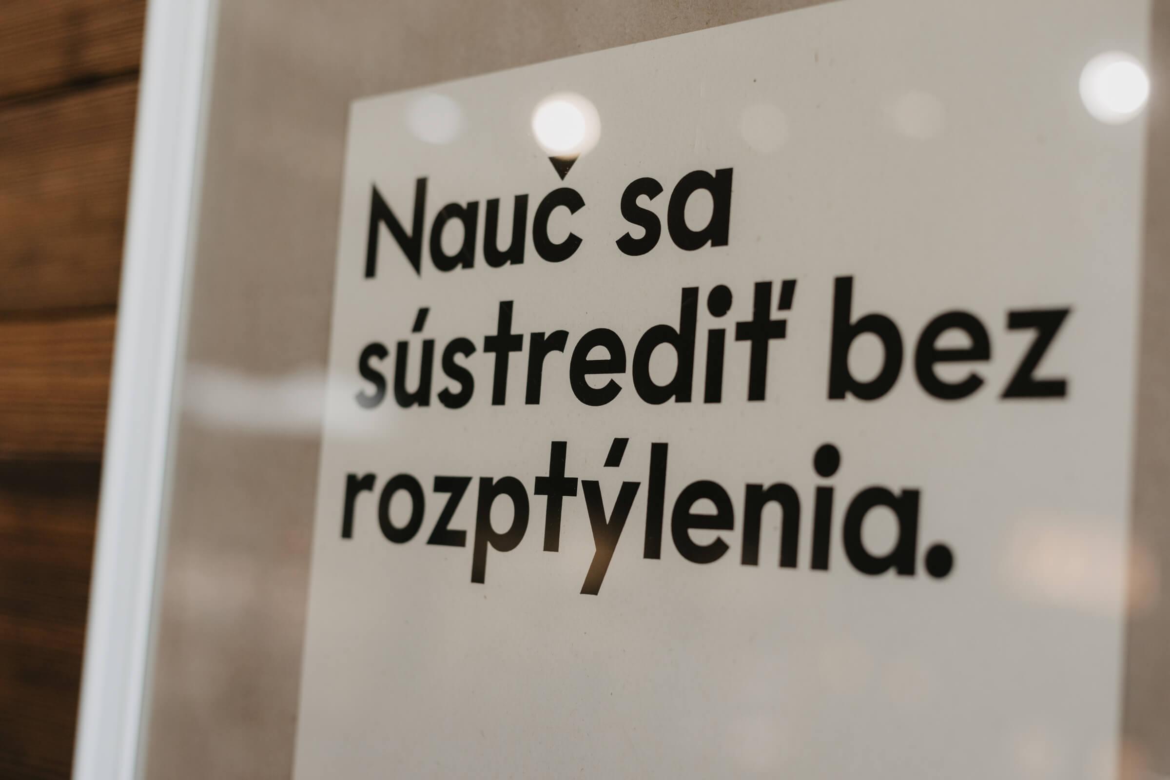 Poustr: Hluboká práce